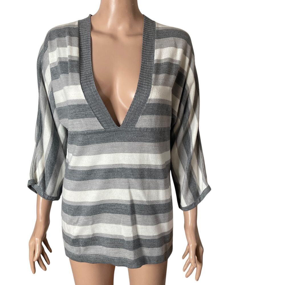 New York & Company Vneck Sweater Womens Small Striped Gray White